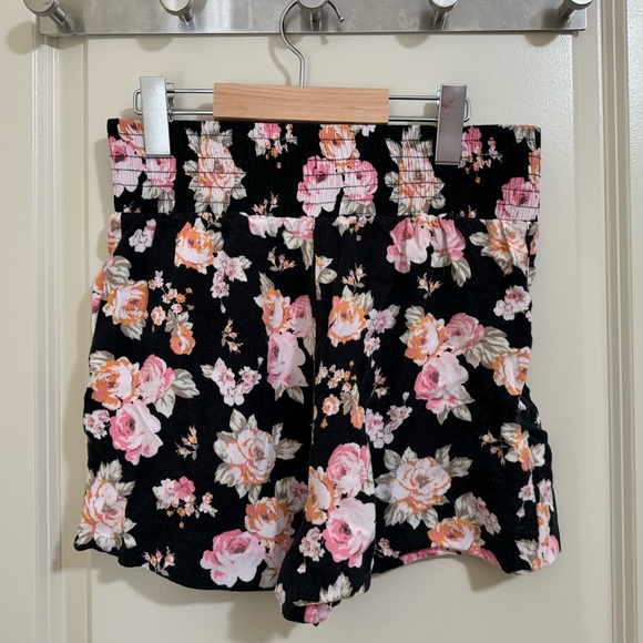 Talula Shorts - Floral Black/Pink/Orange - Picture 2 of 2